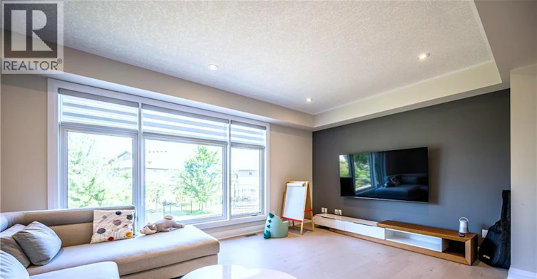 Upper-30 Falconridge Drive, Kitchener, ON, N2K 0G1 - 19