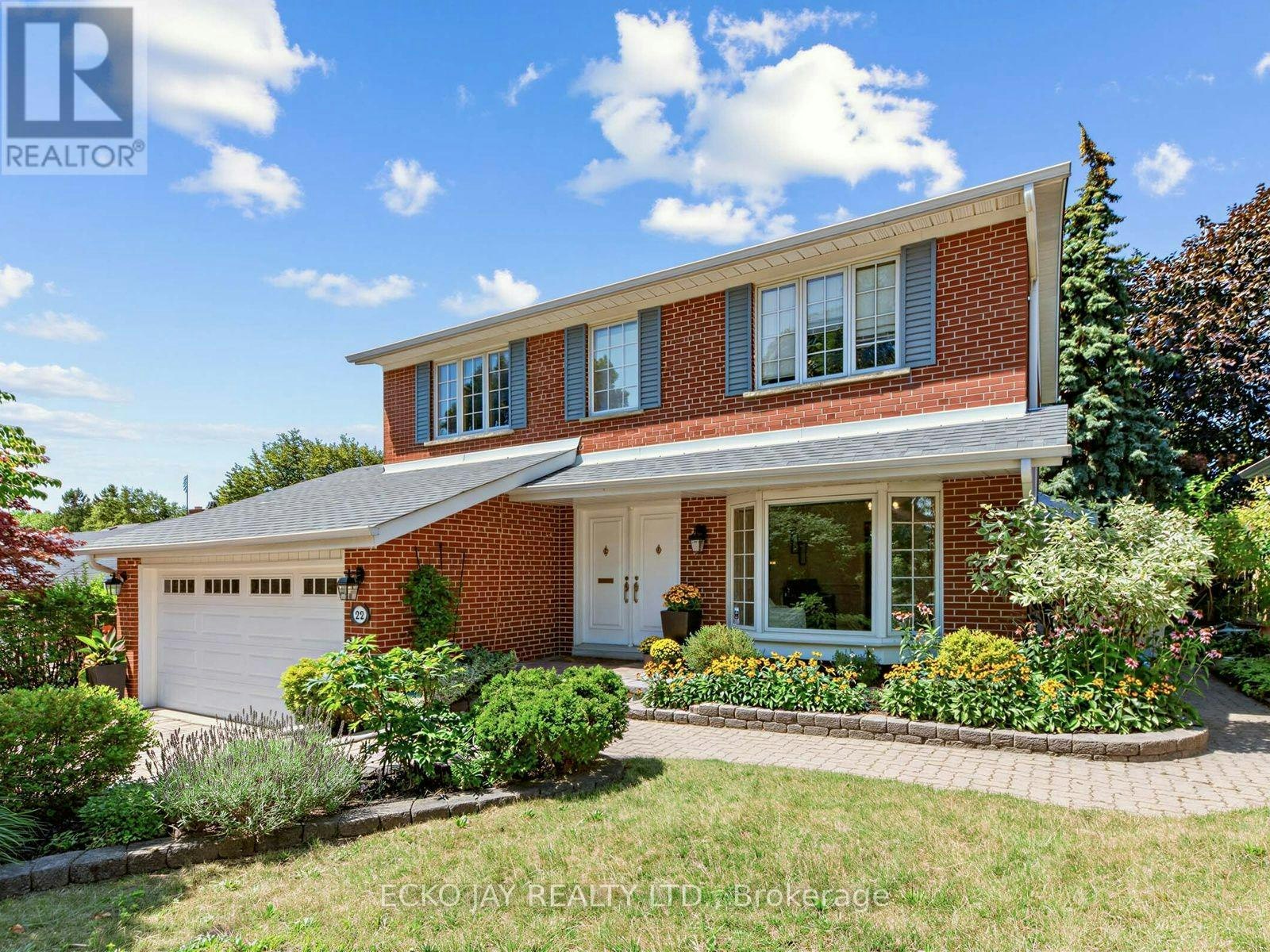 22 Meadowglade Crescent, Toronto, ON, M2J 1C7