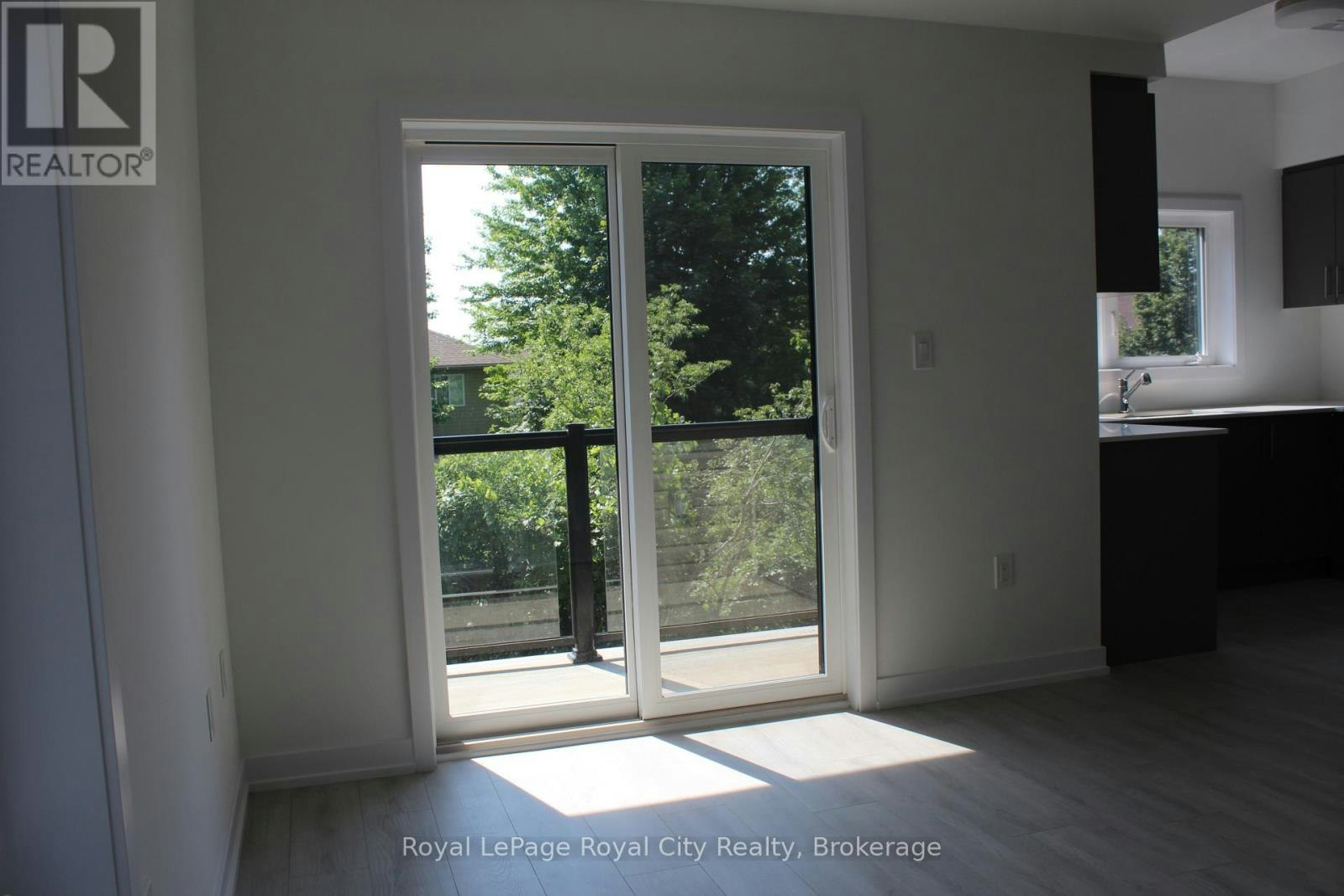 102-42 Lowes Road W, Guelph, ON, N1G 0H6 - 10