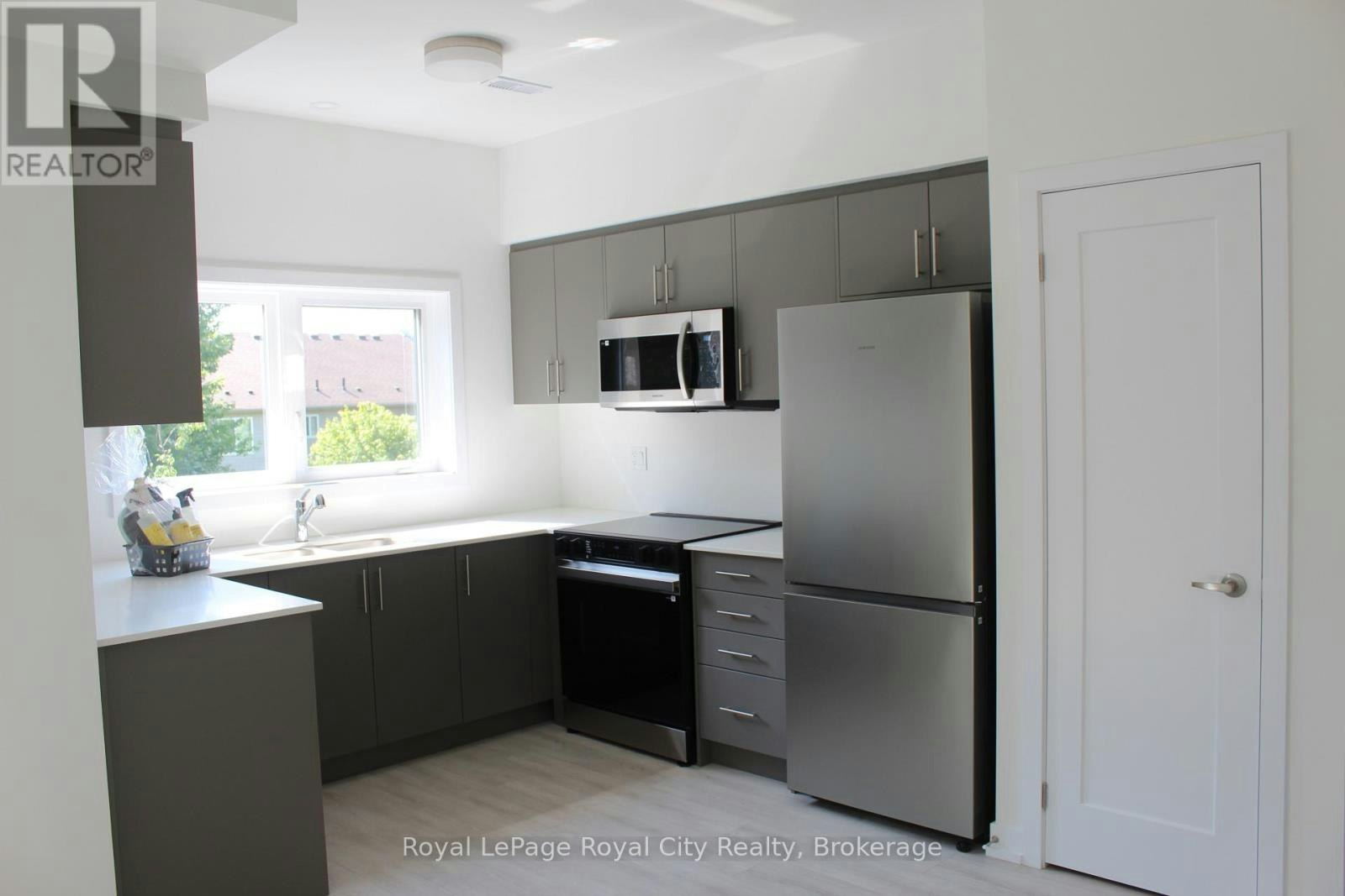 102-42 Lowes Road W, Guelph, ON, N1G 0H6 - 8