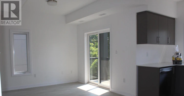 102-42 Lowes Road W, Guelph, ON, N1G 0H6 - 9