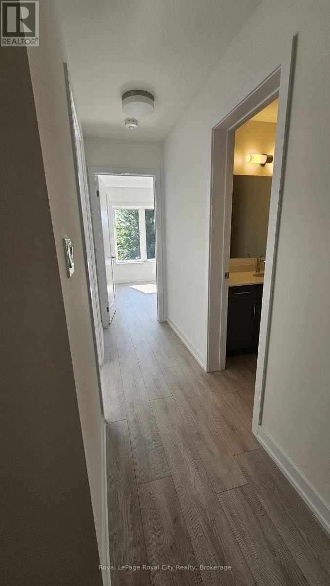 102-42 Lowes Road W, Guelph, ON, N1G 0H6 - 14