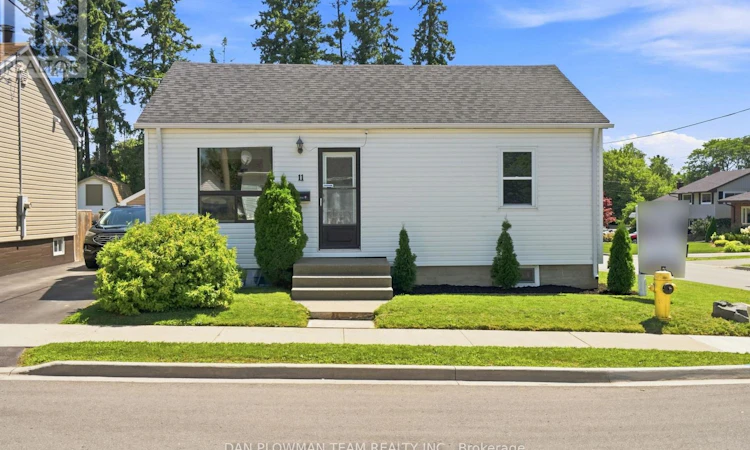 11 Veterans Avenue