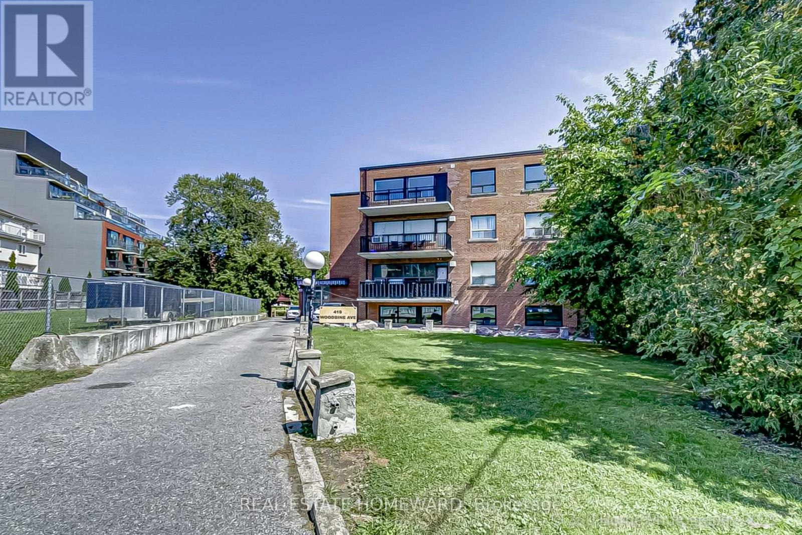 10-419 Woodbine Avenue, Toronto, ON, M4L 3P7 - 6