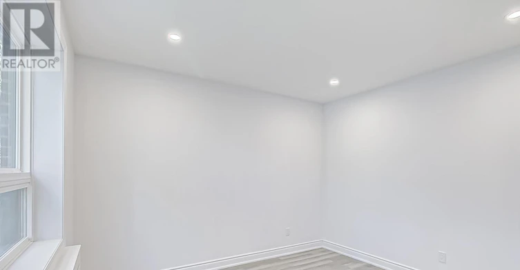 10-419 Woodbine Avenue, Toronto, ON, M4L 3P7 - 17