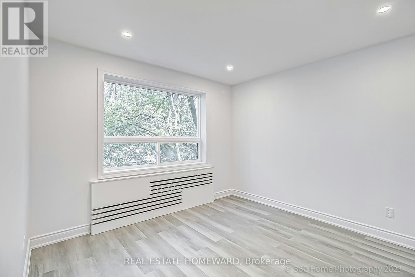 10-419 Woodbine Avenue, Toronto, ON, M4L 3P7 - 14