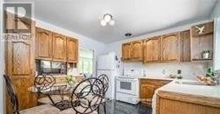 MAIN FLOOR-501 Lawlor Avenue, Oshawa, ON, L1K 2C1 - 5