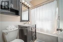 MAIN FLOOR-501 Lawlor Avenue, Oshawa, ON, L1K 2C1 - 4