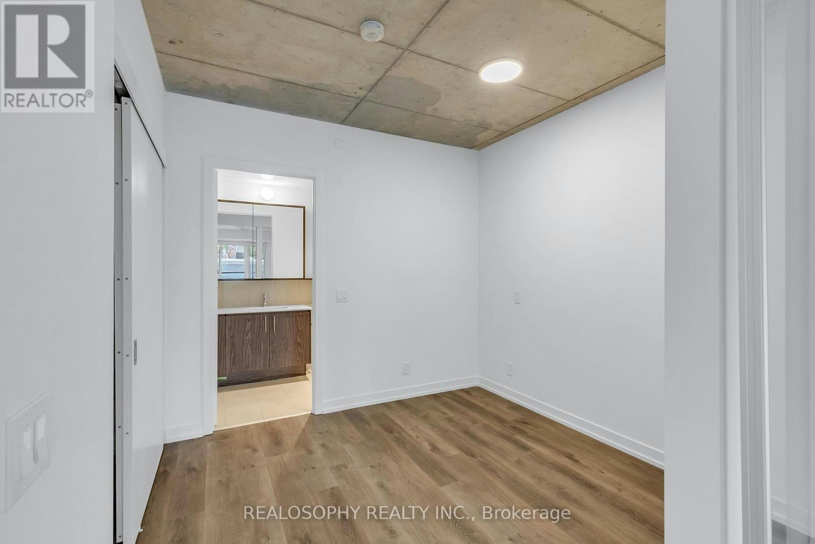 201-115 Larchmount Avenue, Toronto, ON, M4M 2Y6 - 8