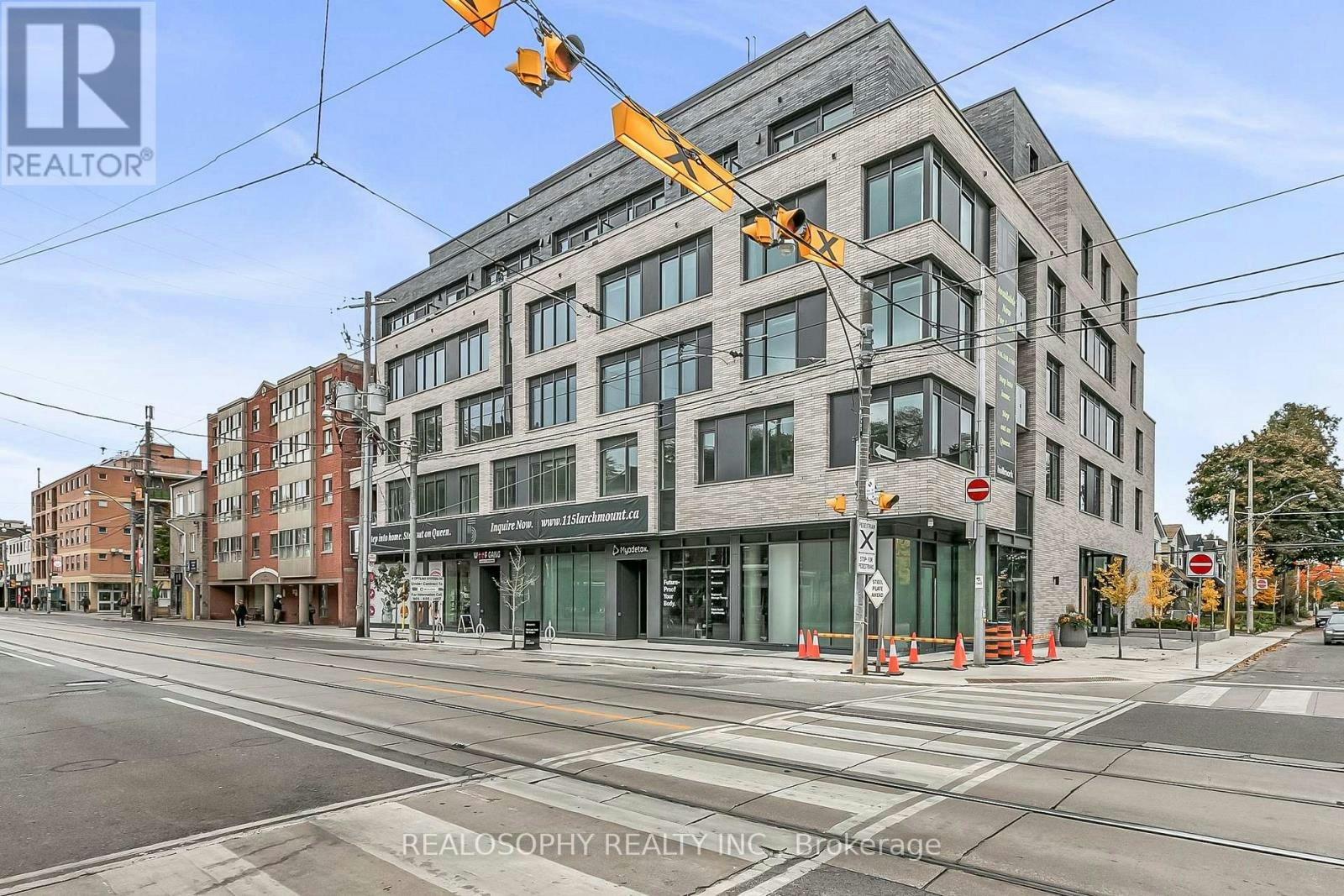 201-115 Larchmount Avenue, Toronto, ON, M4M 2Y6