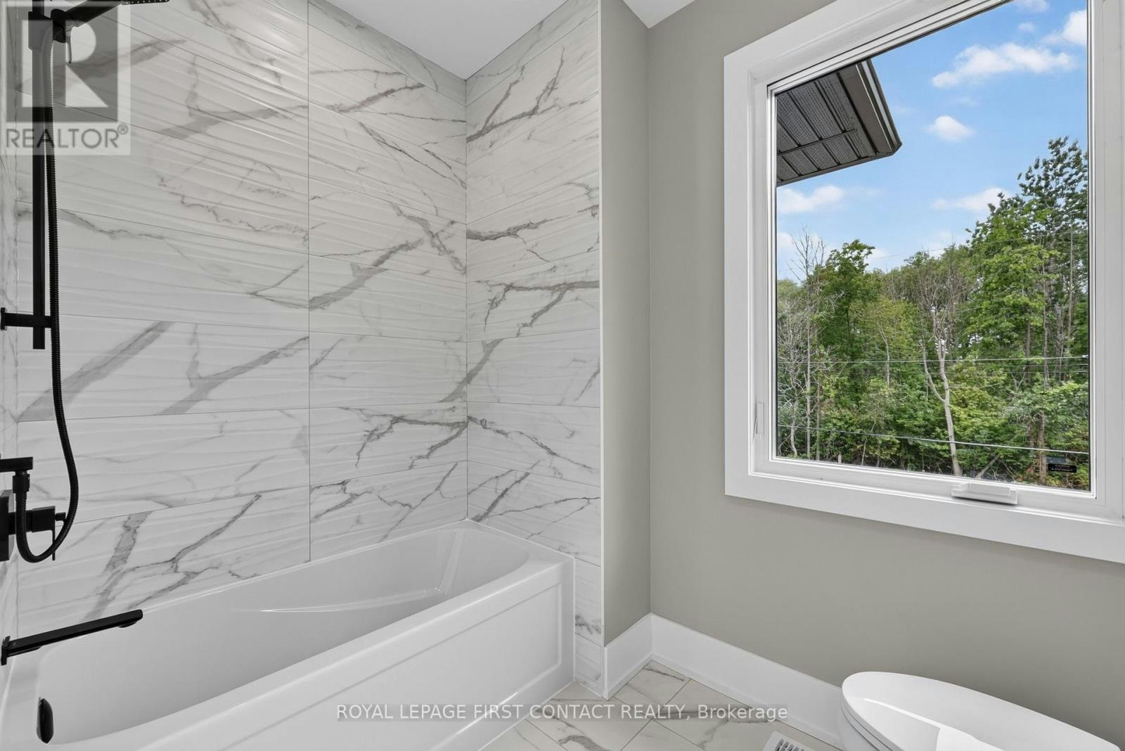 UPPER-933 7th Line, Innisfil, ON, L9S 4G1 - 22