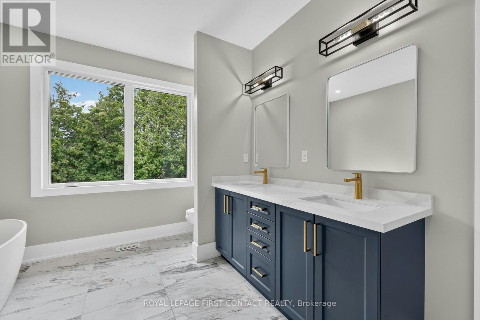 UPPER-933 7th Line, Innisfil, ON, L9S 4G1 - 13