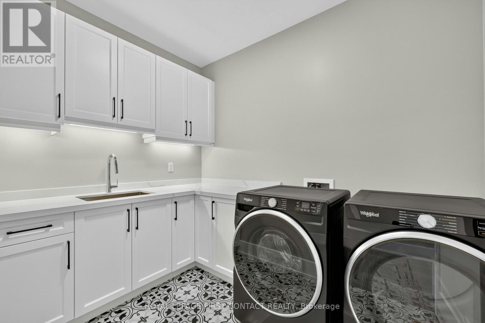 UPPER-933 7th Line, Innisfil, ON, L9S 4G1 - 23