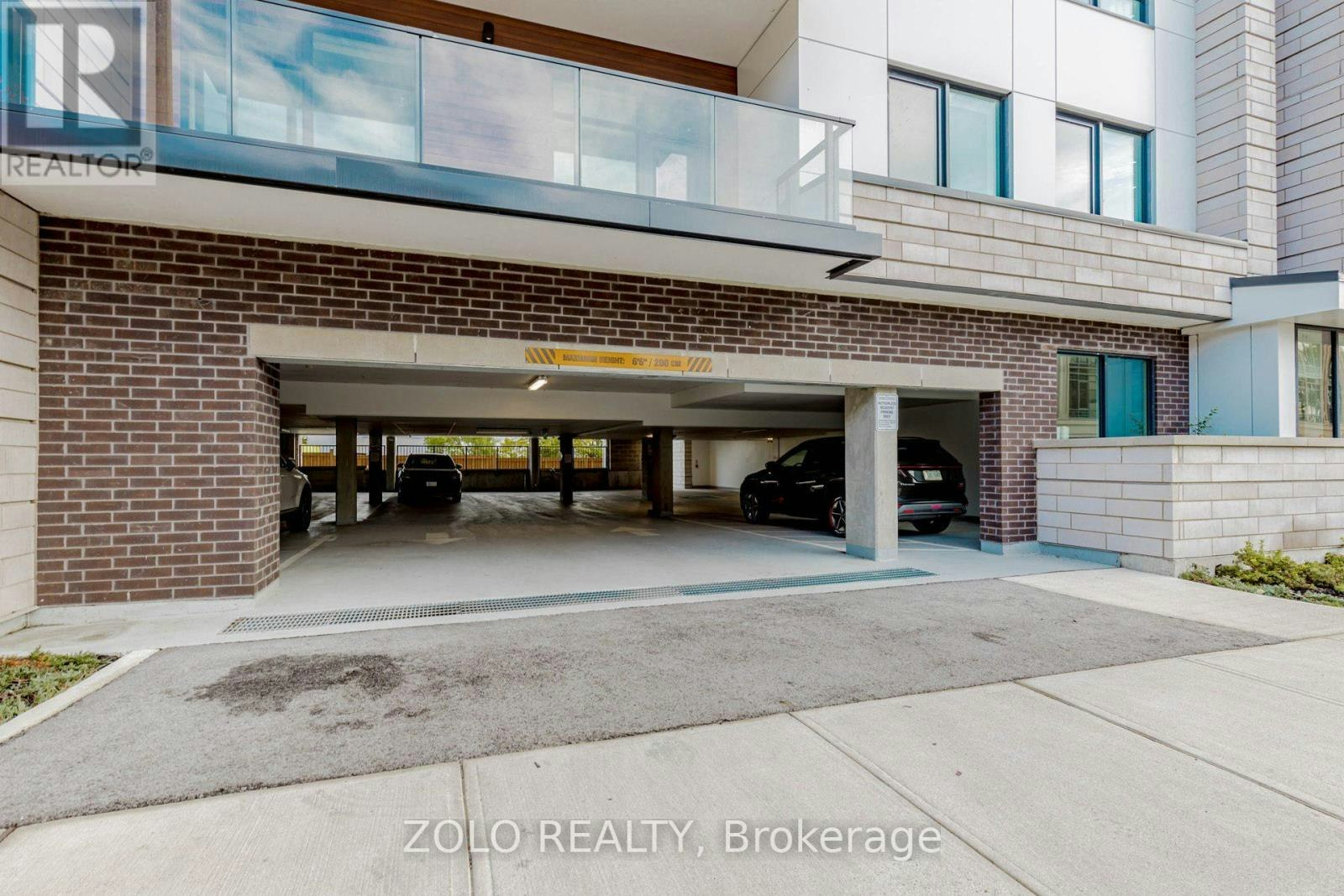 208-123 Maurice Drive, Oakville, ON, L6K 2W6 - 3