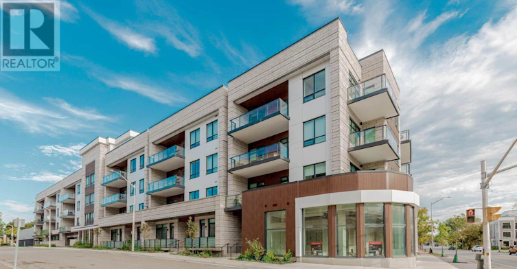 208-123 Maurice Drive, Oakville, ON, L6K 2W6