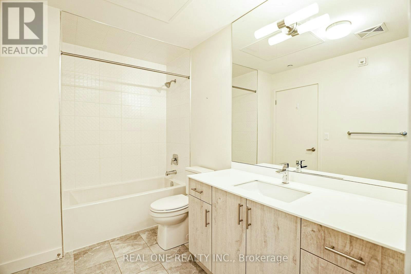 209-150 Sabina Drive, Oakville, ON, L6H 0W3 - 8