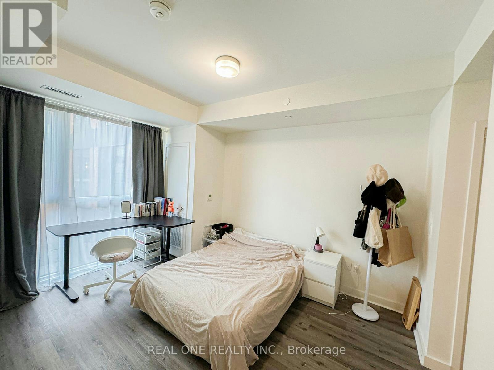 209-150 Sabina Drive, Oakville, ON, L6H 0W3 - 7