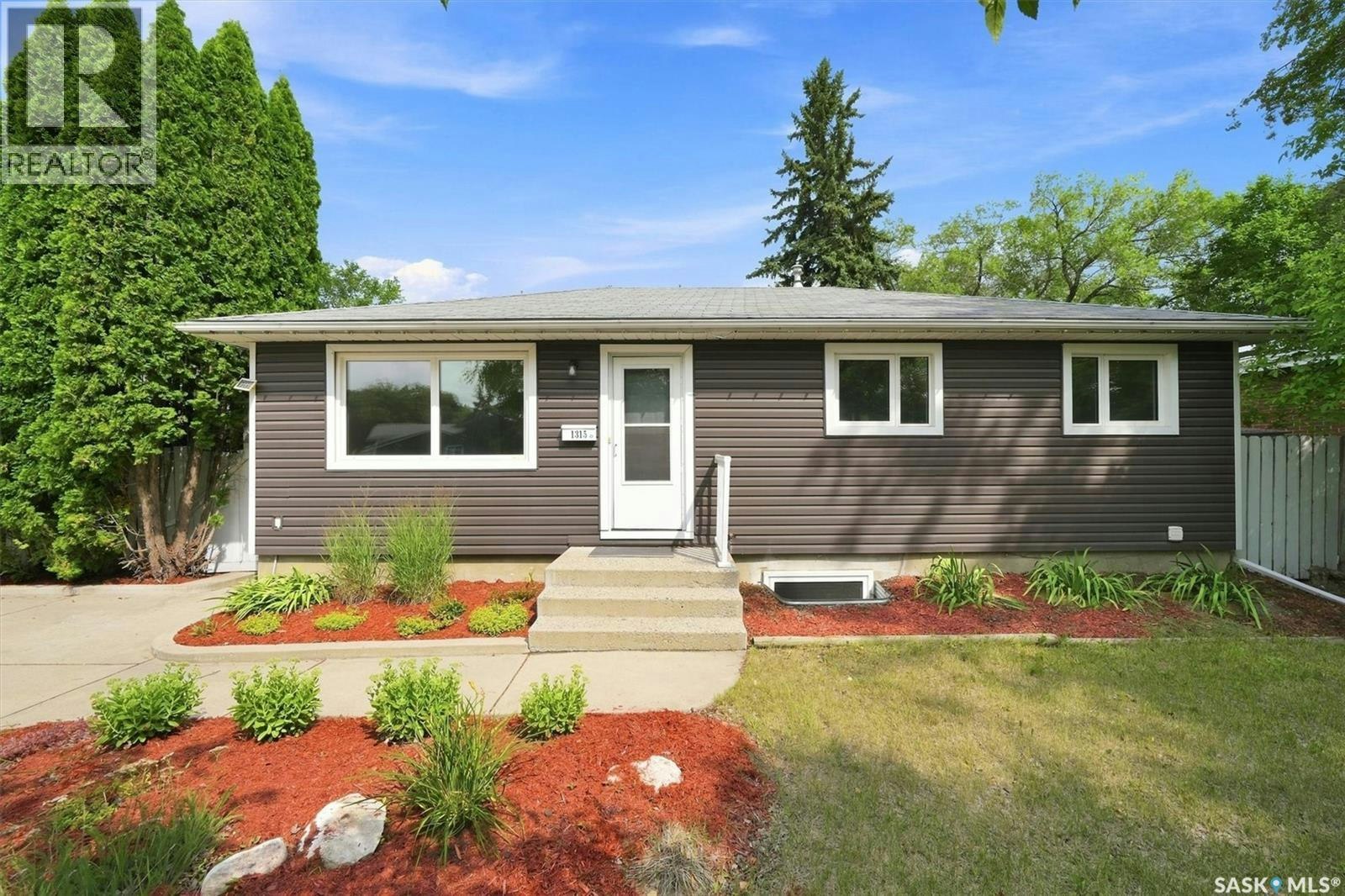 1315 Wilson Crescent, Saskatoon, SK, S7J 3J8