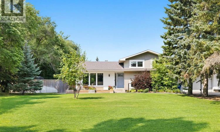 35 Ridgedale Bay