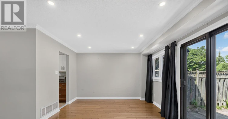 1162 Avondale Drive, Oakville, ON, L6H 5L5 - 9