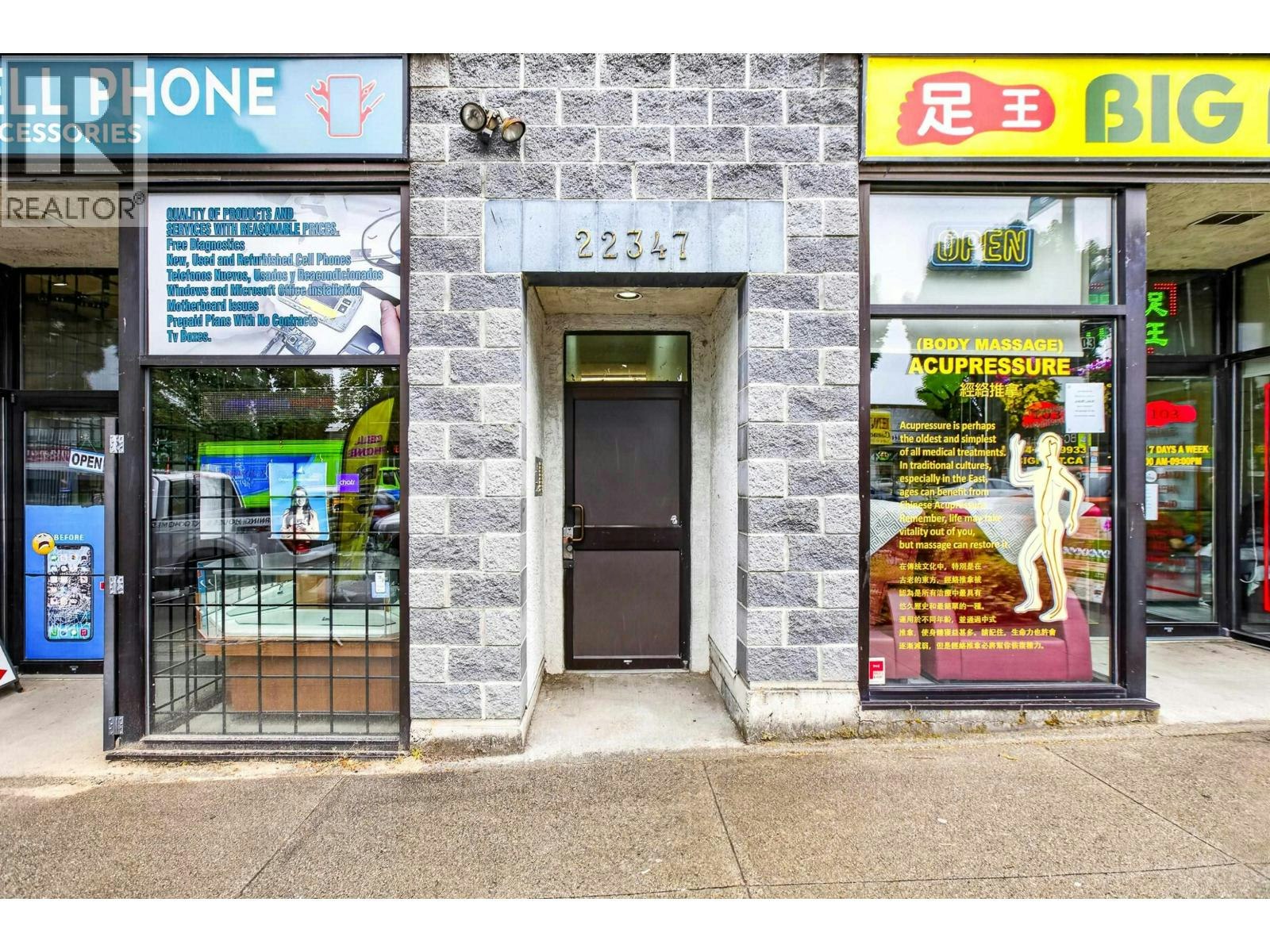 306-22347 Lougheed Highway, Maple Ridge, BC, V2X 2T3 - 22