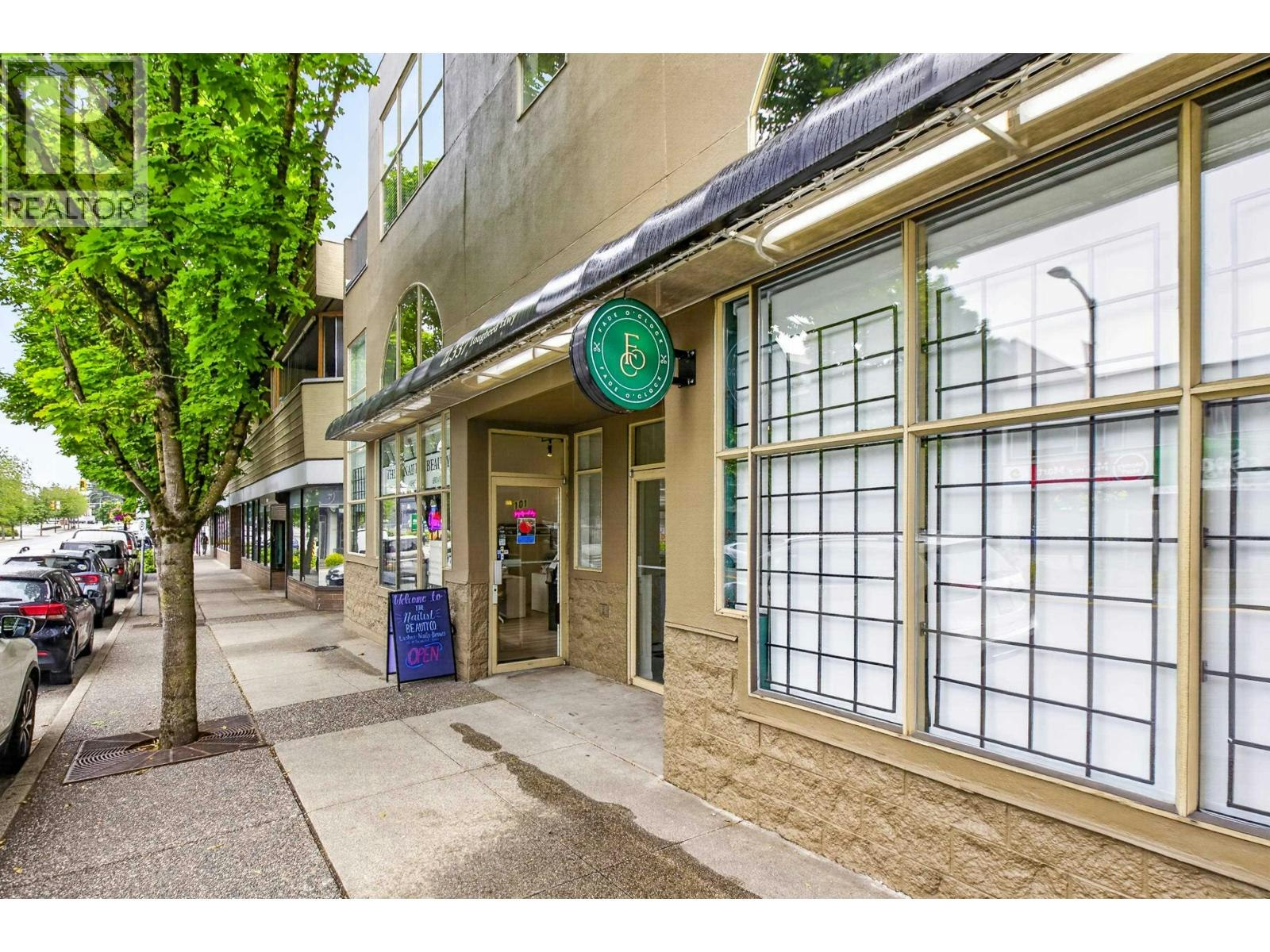 306-22347 Lougheed Highway, Maple Ridge, BC, V2X 2T3 - 2