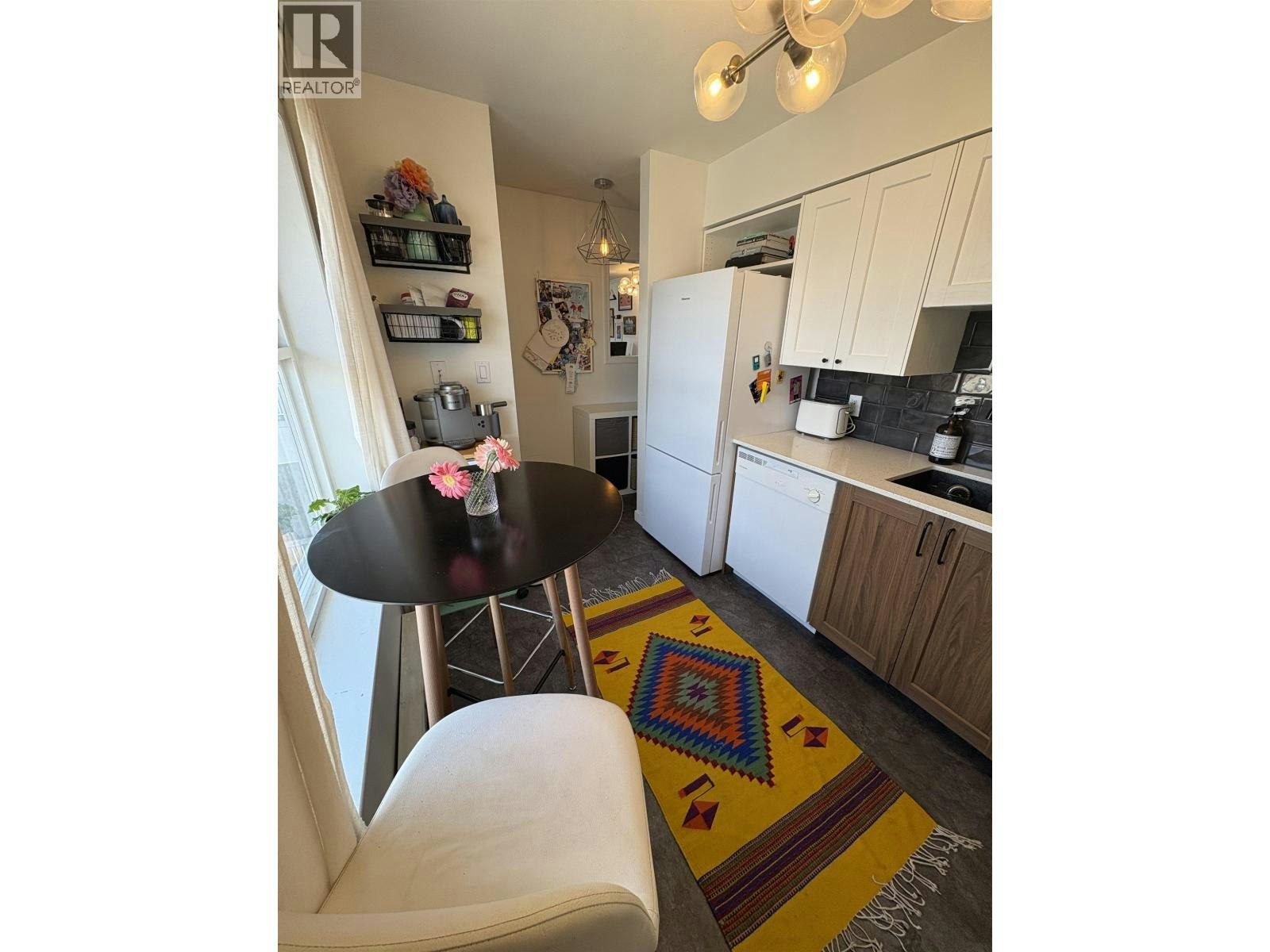 306-22347 Lougheed Highway, Maple Ridge, BC, V2X 2T3 - 6
