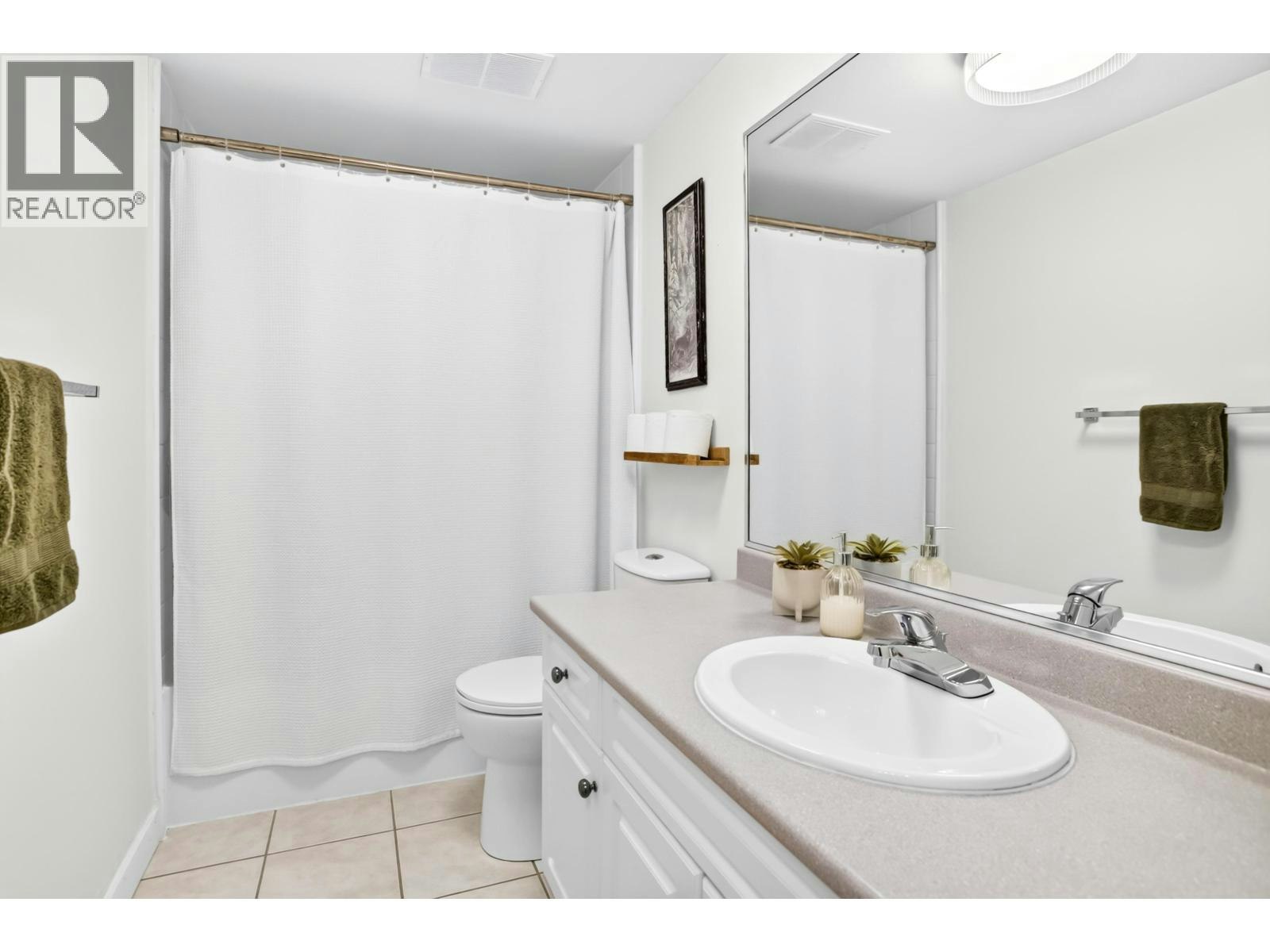 306-22347 Lougheed Highway, Maple Ridge, BC, V2X 2T3 - 16