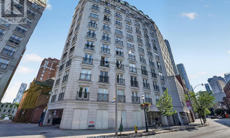 1006-115 Richmond Street E