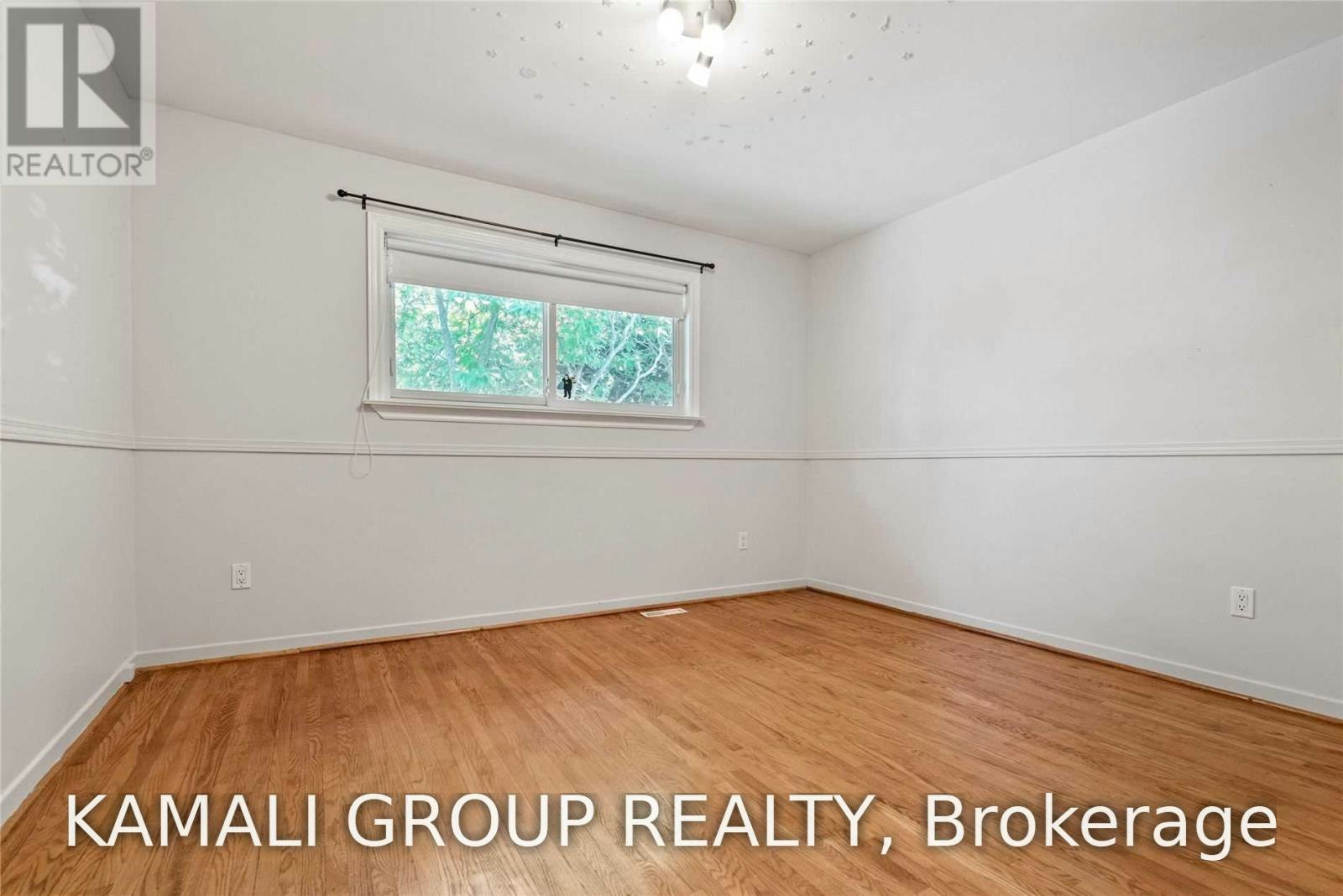 MAIN-15 Walter Avenue, Newmarket, ON, L3Y 2T2 - 8