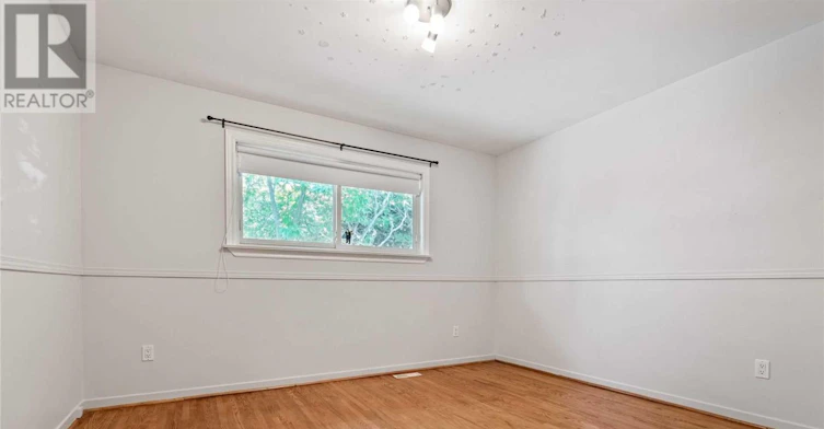 MAIN-15 Walter Avenue, Newmarket, ON, L3Y 2T2 - 8