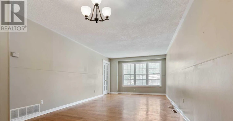 MAIN-15 Walter Avenue, Newmarket, ON, L3Y 2T2 - 5