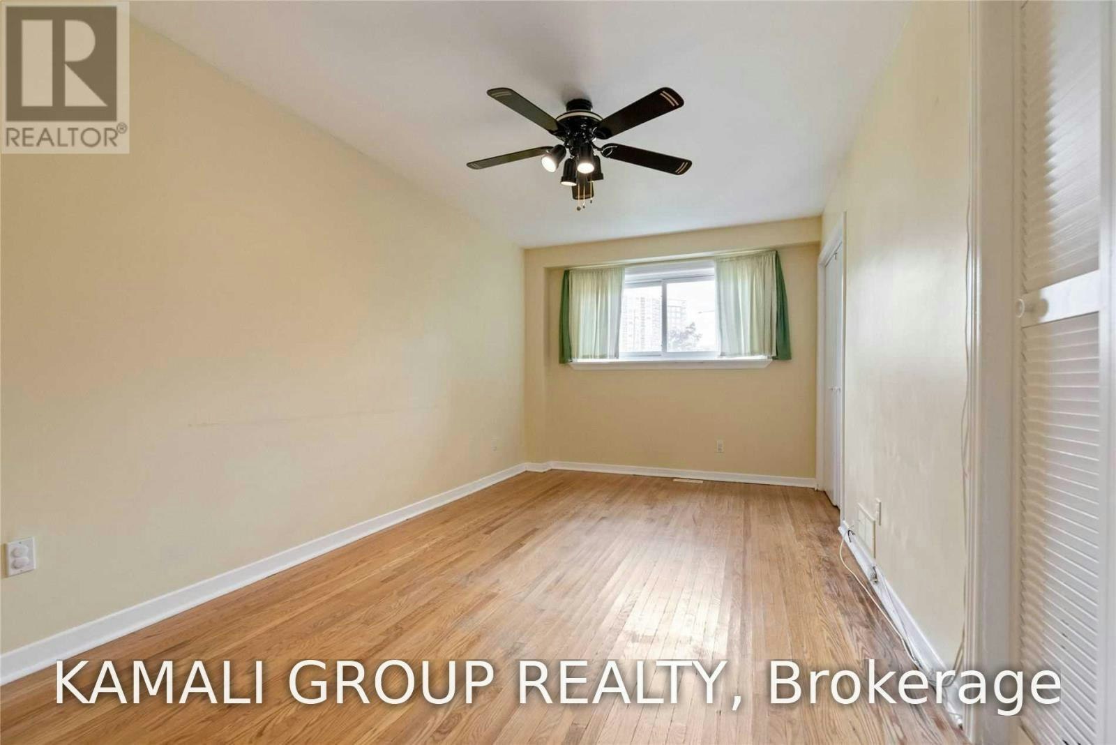 MAIN-15 Walter Avenue, Newmarket, ON, L3Y 2T2 - 10