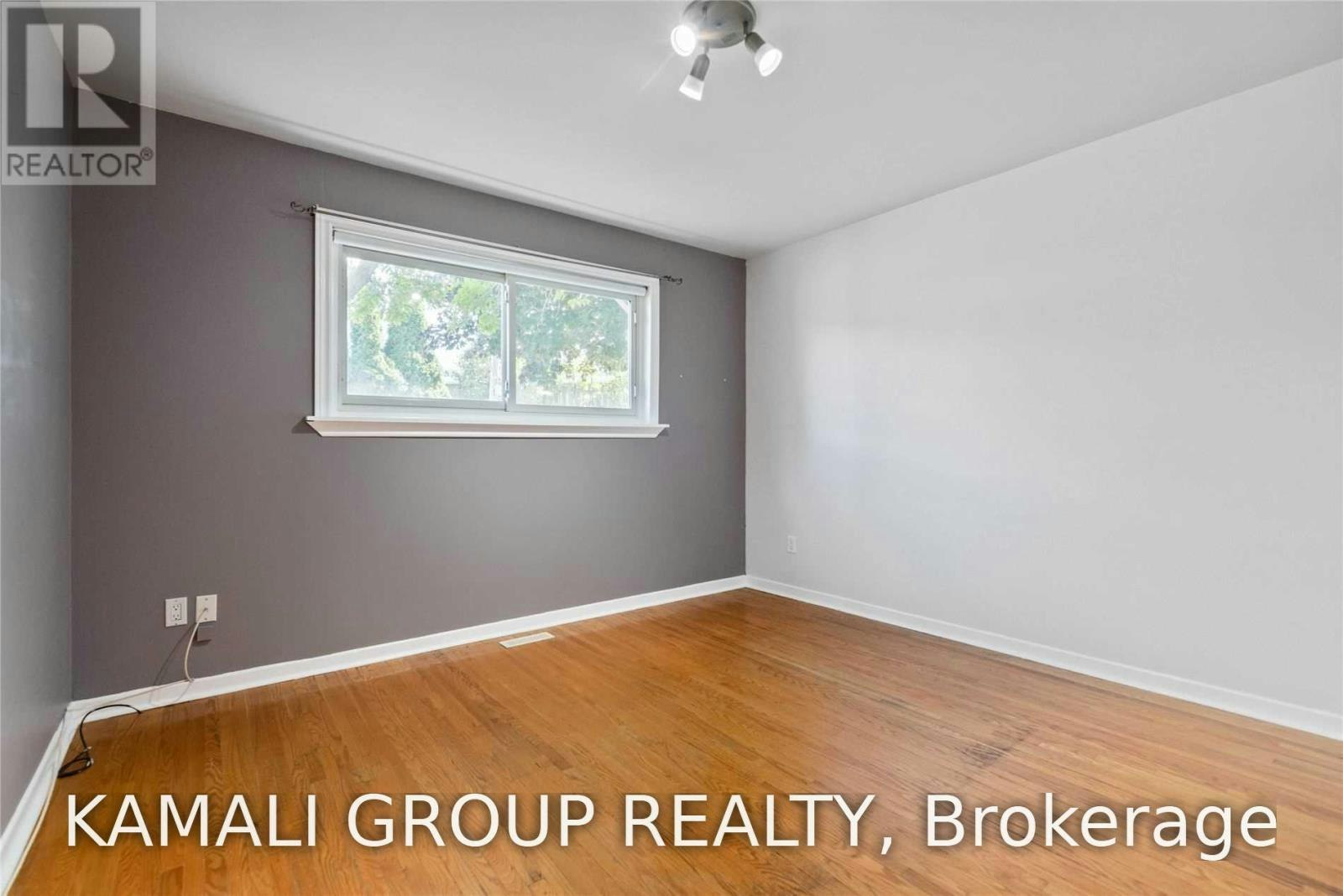 MAIN-15 Walter Avenue, Newmarket, ON, L3Y 2T2 - 9