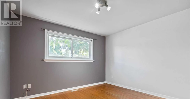 MAIN-15 Walter Avenue, Newmarket, ON, L3Y 2T2 - 9