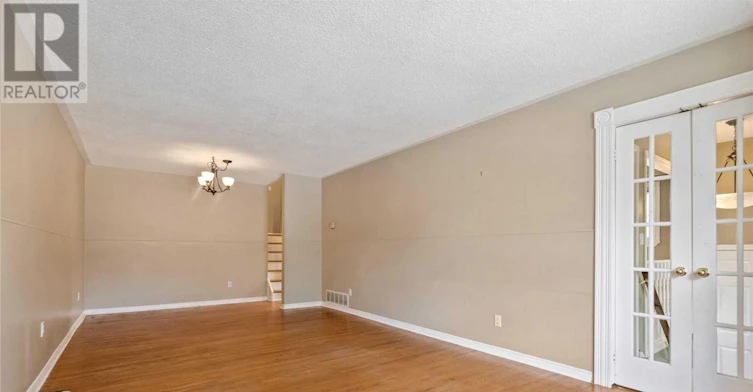 MAIN-15 Walter Avenue, Newmarket, ON, L3Y 2T2 - 6