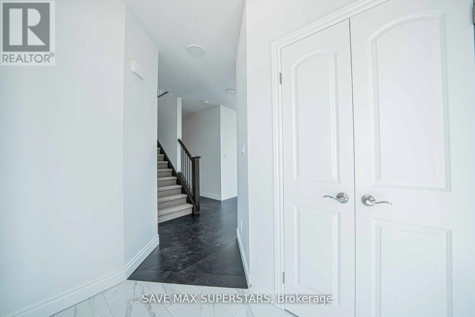 UPPER-201 Roy Mcdonald Drive, London, ON, N6L 0J1 - 3