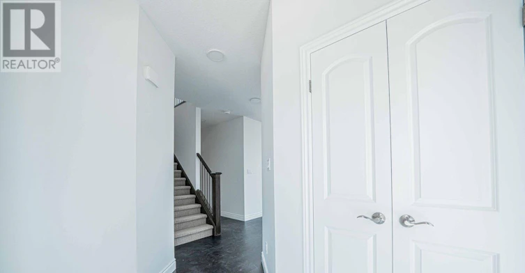 UPPER-201 Roy Mcdonald Drive, London, ON, N6L 0J1 - 3