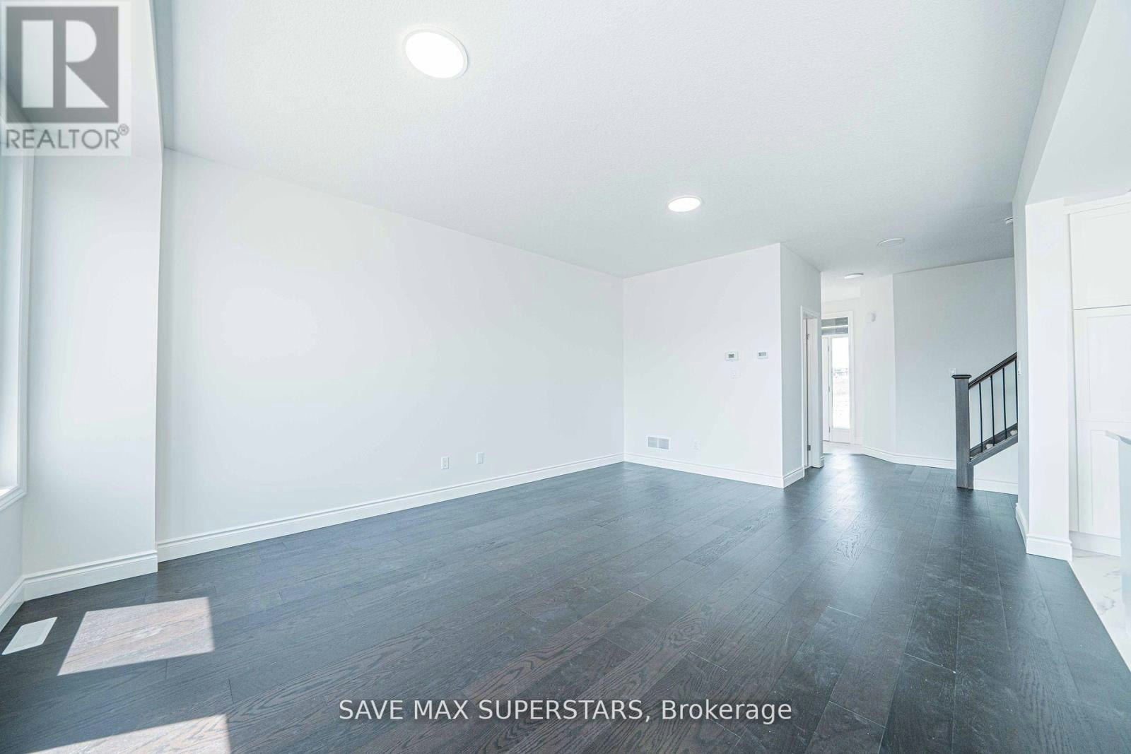 UPPER-201 Roy Mcdonald Drive, London, ON, N6L 0J1 - 8