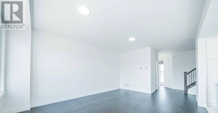UPPER-201 Roy Mcdonald Drive, London, ON, N6L 0J1 - 8