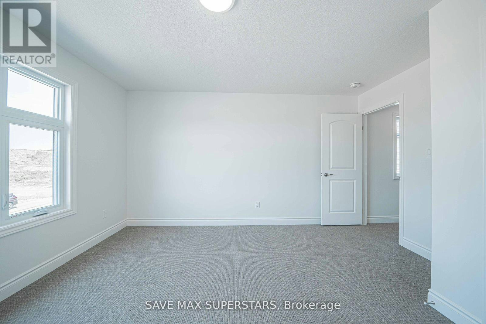 UPPER-201 Roy Mcdonald Drive, London, ON, N6L 0J1 - 31