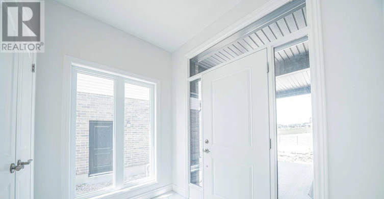 UPPER-201 Roy Mcdonald Drive, London, ON, N6L 0J1 - 2
