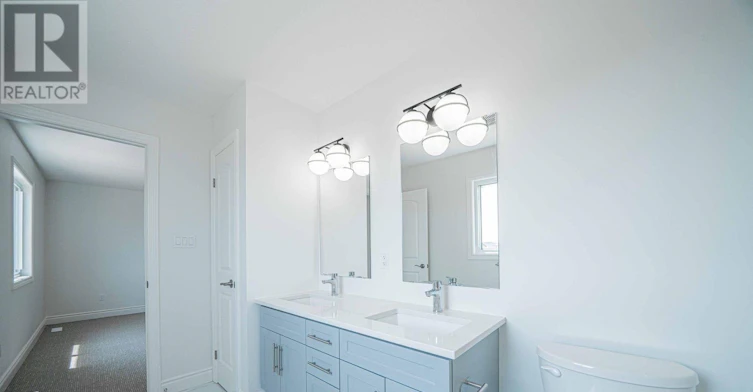 UPPER-201 Roy Mcdonald Drive, London, ON, N6L 0J1 - 22