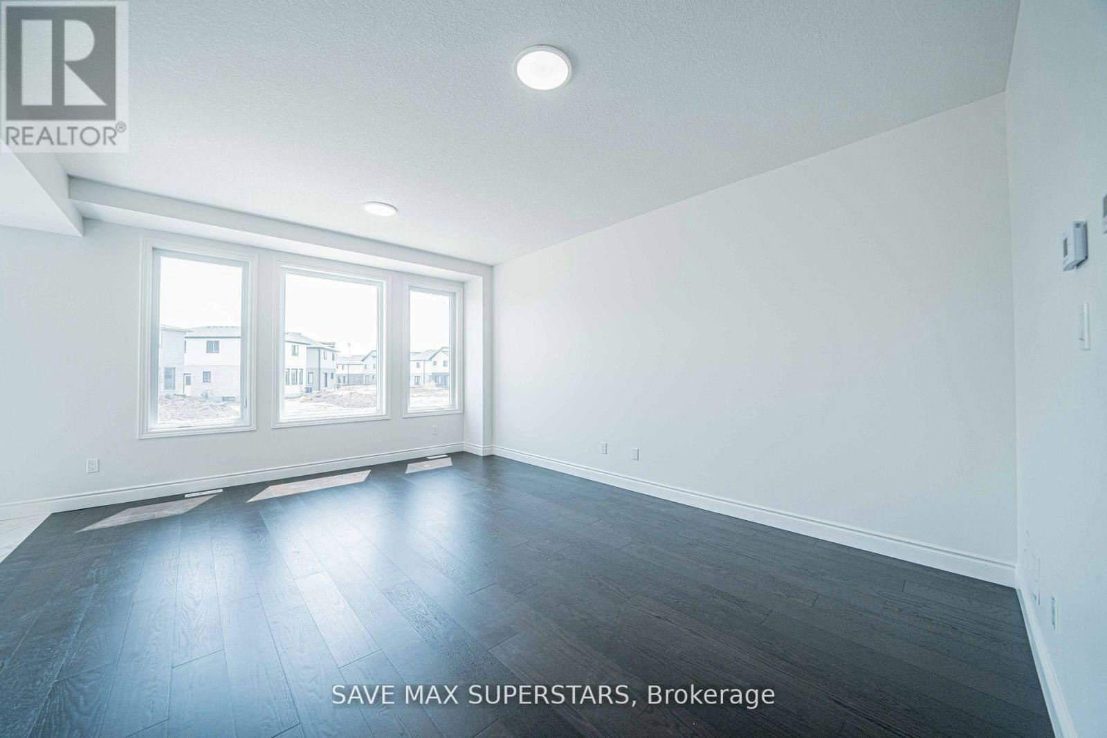 UPPER-201 Roy Mcdonald Drive, London, ON, N6L 0J1 - 7