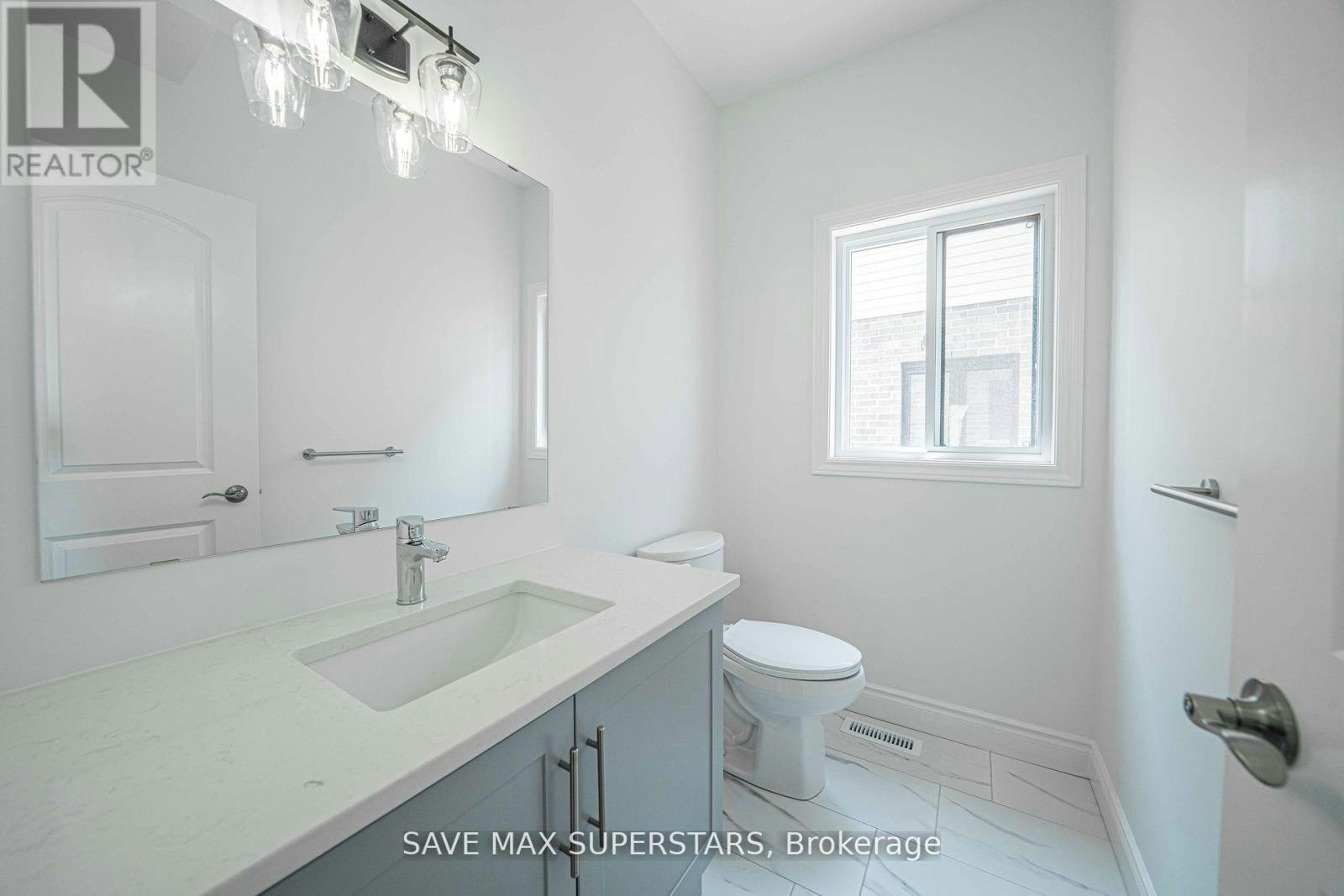 UPPER-201 Roy Mcdonald Drive, London, ON, N6L 0J1 - 12