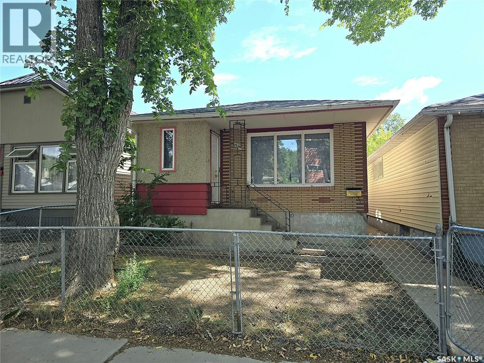1939 Quebec Street, Regina, SK, S4P 1J8