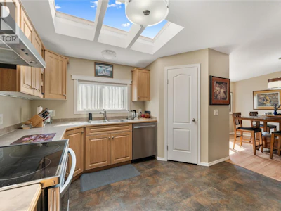 31-6688 Tronson Road - 5