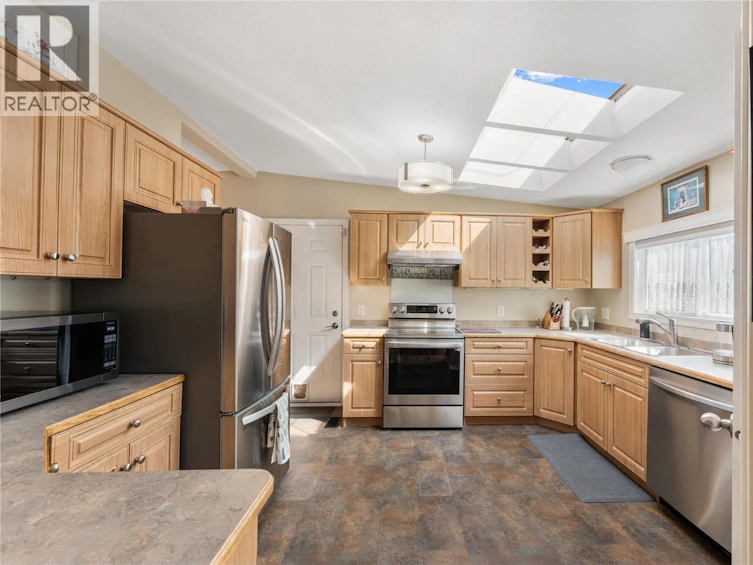31-6688 Tronson Road, Vernon, BC, V1H 1R9 - 3