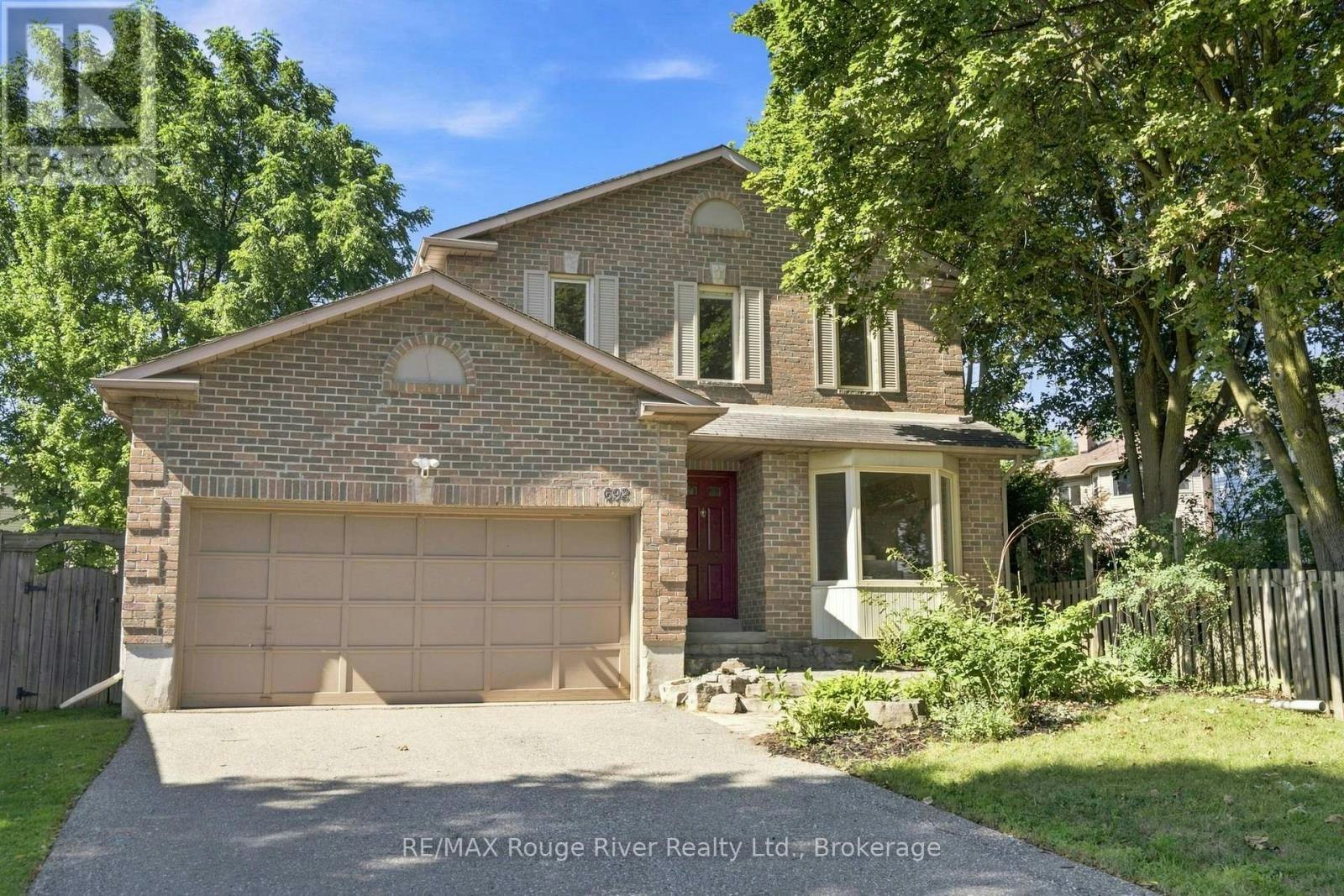 692 Avery Court, Oshawa, ON, L1K 1S8