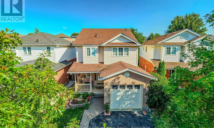 63 Boulder Crescent